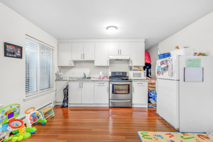 Outdoor Kitchen Photo of 16215 79a Avenue, Surrey, BC
