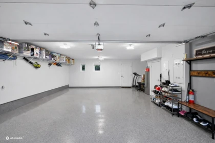 Entry Foyer Photo of 118 7947 209 Street, Langley, BC