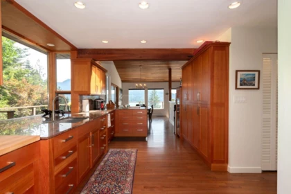 Loft / Bonus Room Photo of 896 Taylor Road, Bowen Island, BC