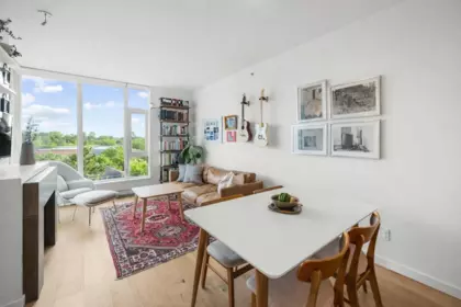 Kitchen Island Photo of 607 2528 Maple Street, Vancouver, BC