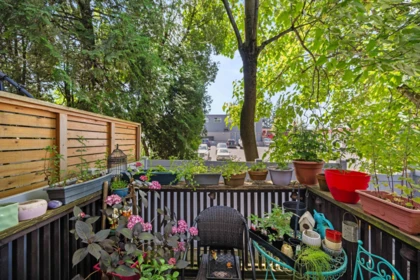 Swimming Pool Photo of 38 27125 31a Avenue, Langley, BC