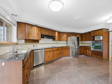 Kitchen Island Photo of 4009 Union Street, Burnaby, BC