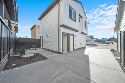Front Yard Photo of 2121 168 Street, Surrey, BC