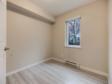 Hallway Photo of 18 2310 Ranger Lane, Port Coquitlam, BC