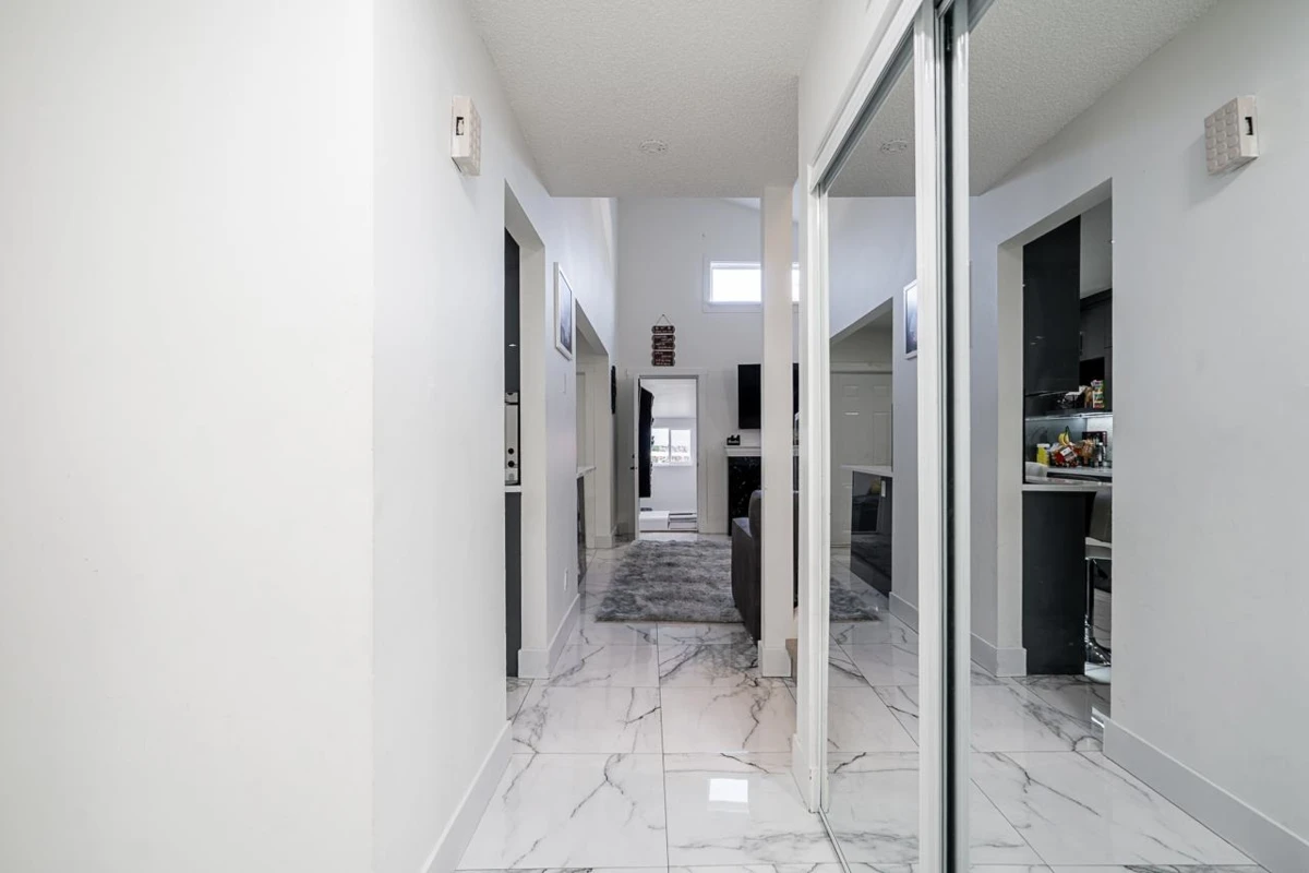 Living Room Photo of 13941 80a Avenue, Surrey, BC