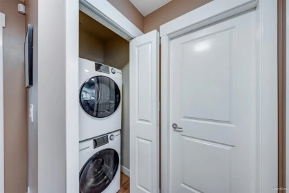 Hot Tub / Spa Photo of 6 15237 36 Avenue, Surrey, BC