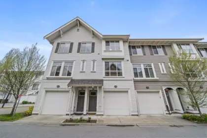 36 1708 King George Boulevard, Surrey, BC, Surrey — Townhouse for sale