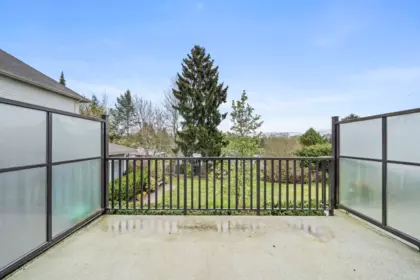 Primary Bedroom Photo of 36 1708 King George Boulevard, Surrey, BC