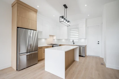 Kitchen Photo of 102 957 Edgar Avenue, Coquitlam, BC