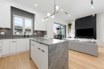 Breakfast Nook Photo of 5059 Sherbrooke Street, Vancouver, BC