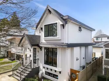 Hot Tub / Spa Photo of 5059 Sherbrooke Street, Vancouver, BC