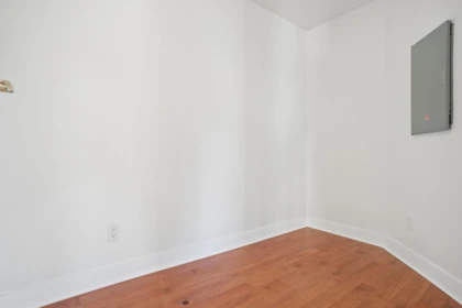 Guest Bathroom Photo of 305 2119 Yew Street, Vancouver, BC