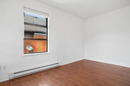 Walk-In Closet Photo of 305 2119 Yew Street, Vancouver, BC