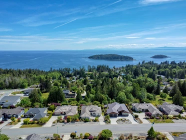 Hot Tub / Spa Photo of 6169 Mika Road, Sechelt, BC