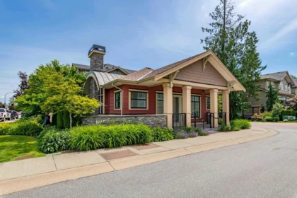 Garden / Landscaping Photo of 6 20966 77a Avenue, Langley, BC