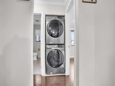 Laundry Room Photo of 9974 127b Street, Surrey, BC