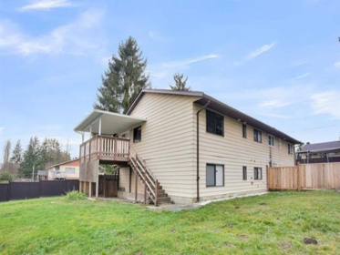 Mudroom Photo of 9974 127b Street, Surrey, BC