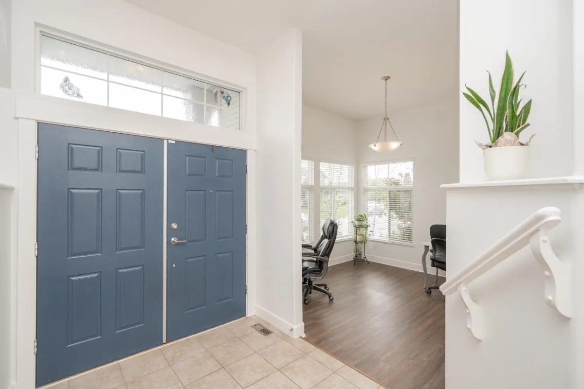Living Room Photo of 19809 69 Avenue, Langley, BC