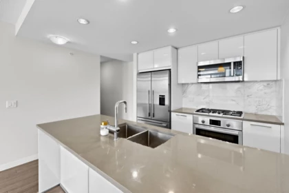 901 3281 E Kent Avenue North, Vancouver, BC, Vancouver — Apartment/Condo for sale