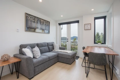 Hot Tub / Spa Photo of 35 Kelvin Grove Way, West Vancouver, BC