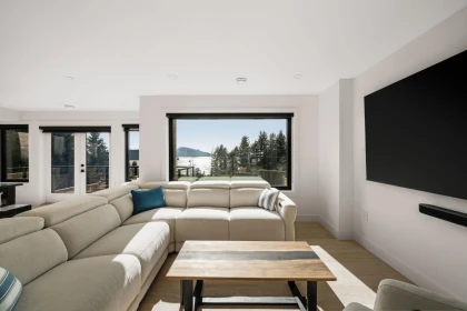 Outdoor Deck Photo of 35 Kelvin Grove Way, West Vancouver, BC
