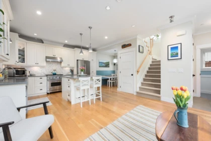 945 E 21st Avenue, Vancouver, BC, Vancouver — Half Duplex for sale