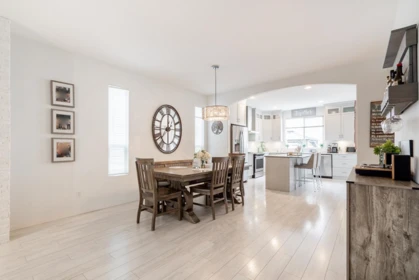 Kitchen Photo of 24365 102a Avenue, Maple Ridge, BC