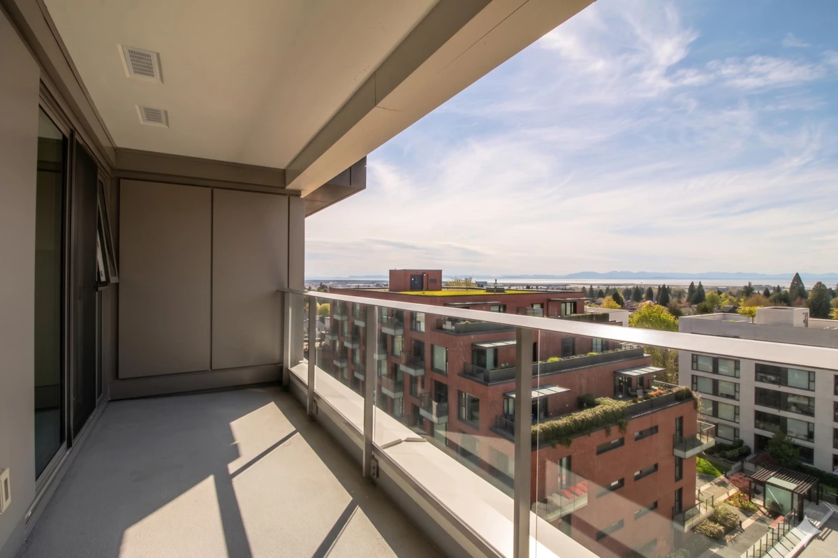 Living Room Photo of 904 1561 W 57th Avenue, Vancouver, BC