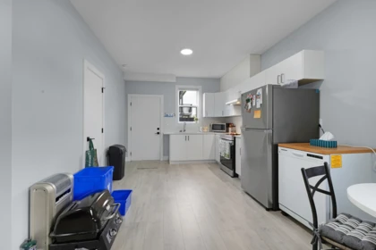 Garage Interior Photo of 32711 Egglestone Avenue, Mission, BC