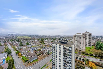 Swimming Pool Photo of 1608 4711 Hazel Street, Burnaby, BC