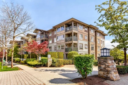 Hot Tub / Spa Photo of 315 3132 Dayanee Springs Boulevard, Coquitlam, BC