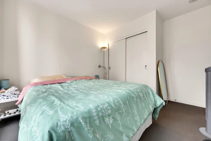 Bedroom 4 Photo of 2609 111 W Georgia Street, Vancouver, BC