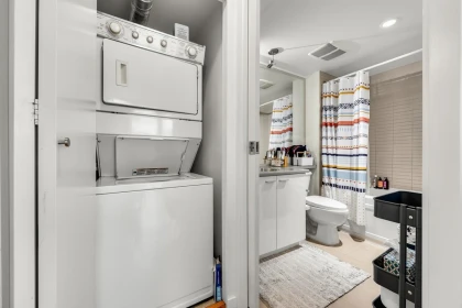 Powder Room Photo of 2609 111 W Georgia Street, Vancouver, BC