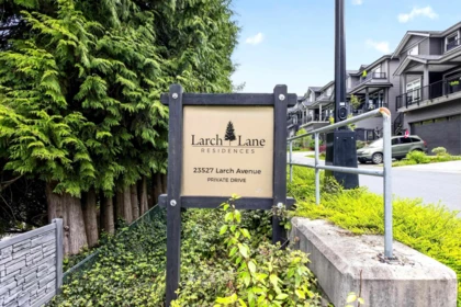 Hot Tub / Spa Photo of 5 23527 Larch Avenue, Maple Ridge, BC