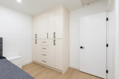 Hallway Photo of 1830 126 Street, Surrey, BC