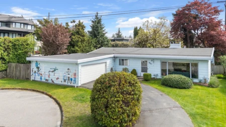 957 Essex Road, North Vancouver, BC, North Vancouver — Single Family Residence for sale