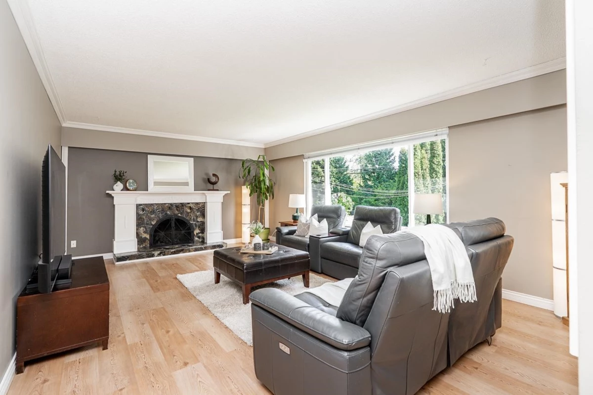 Family Room Photo of 11503 64 Avenue, Delta, BC