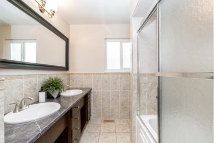 Hallway Photo of 11503 64 Avenue, Delta, BC