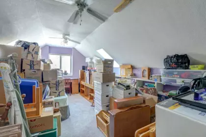 Basement Recreation Room Photo of 7852 167a Street, Surrey, BC