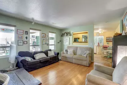 Hallway Photo of 7852 167a Street, Surrey, BC