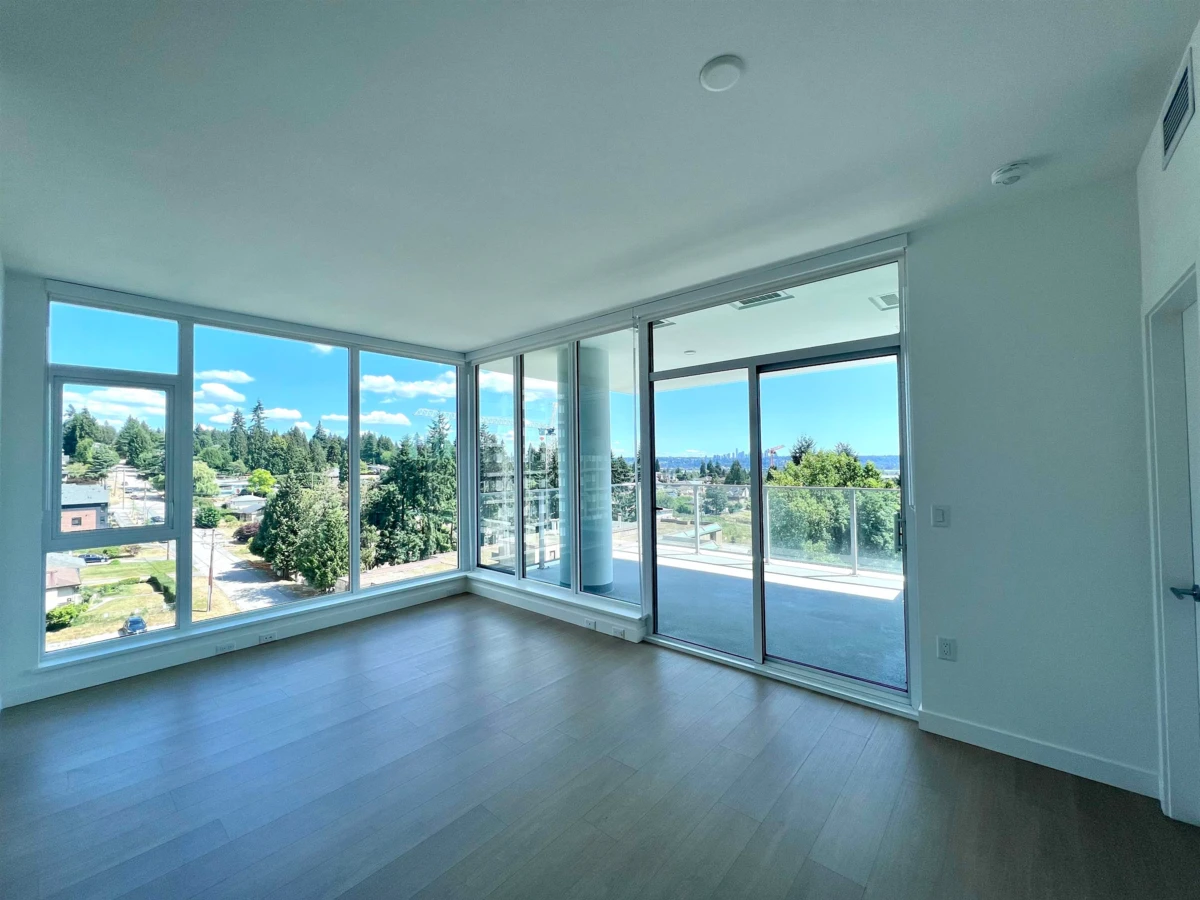 Dining Area Photo of 704 555 Sydney Avenue, Coquitlam, BC