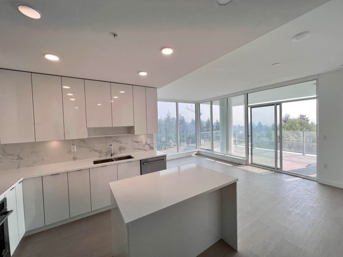 Family Room Photo of 704 555 Sydney Avenue, Coquitlam, BC