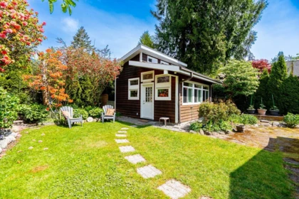 Front Yard Photo of 4360 Cliffmont Road, North Vancouver, BC