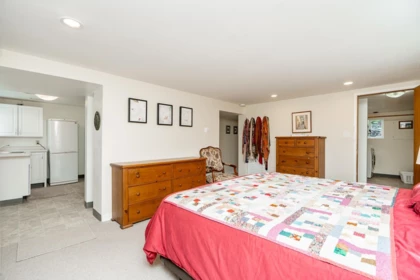 Laundry Room Photo of 4360 Cliffmont Road, North Vancouver, BC