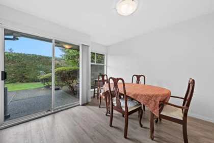 Breakfast Nook Photo of 169 16080 82 Avenue, Surrey, BC