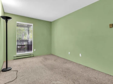 Bedroom 3 Photo of 206 9682 134 Street, Surrey, BC
