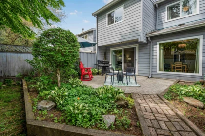 Front Yard Photo of #7 9976 149th Street, Surrey, BC