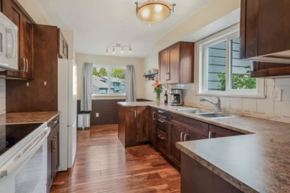 Kitchen Photo of #7 9976 149th Street, Surrey, BC