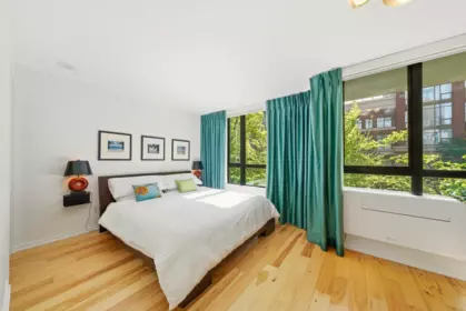 Powder Room Photo of 1259 Richards Street, Vancouver, BC