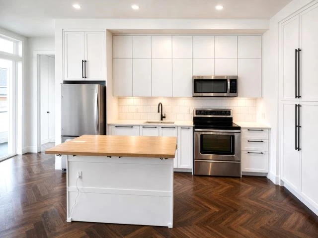 Dining Area Photo of 314 14968 101a Avenue, Surrey, BC